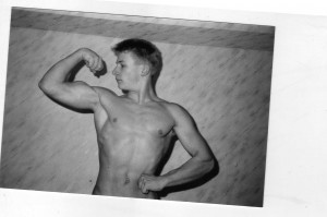 Nach ersten Trainingserfahrungen im Alter von 15/16 Jahren
